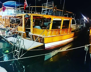 İzmir Seferihisar'da Eşsiz Mavilikte Yolculuk Sunan, Kiralık Gulet - 5