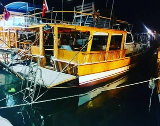 İzmir Seferihisar'da Eşsiz Mavilikte Yolculuk Sunan, Kiralık Gulet - 5