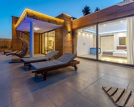 Kaş İslamlar'da Deniz Manzaralı, Sonsuzluk Havuzlu, Kiralık Villa - 2