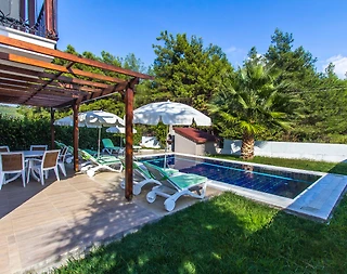 Fethiye Ölüdeniz'de Plaja Yakın, Özel Havuzlu, Ekonomik Villa - 5