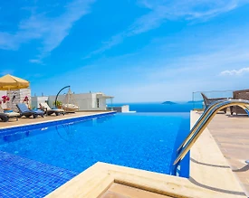 Kaş Kalkan'da Panoramik Deniz Manzaralı, Sonsuzluk Havuzlu, Lüks Villa - 3