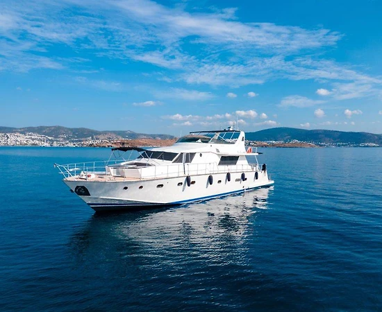 Bodrum’un Berrak Sularında, 8 Kişilik, Konforlu, Kiralık Motoryat - 1