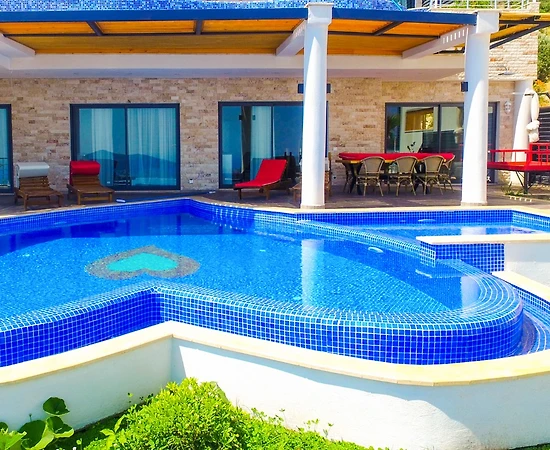 Kaş İslamlar'da Muhteşem Doğada, Özel Havuzlu, Lüks Villa - 1