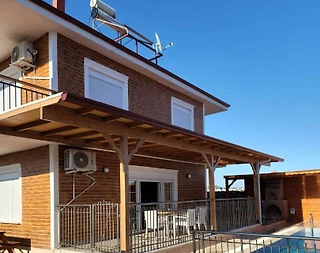 Serik Kadriye' de Denize Yakın Konumda, Özel Havuzlu, Kiralık Villa - 2