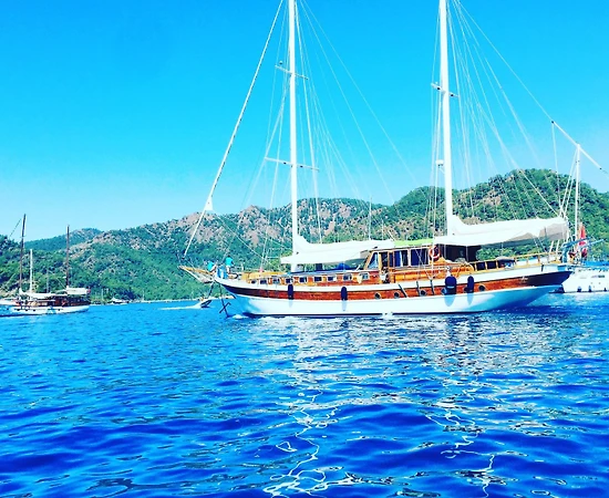 Bodrum'da Mavi Yolculuk Esnasında, Ev Konforunda Rahatlık Sunan Gulet - 1