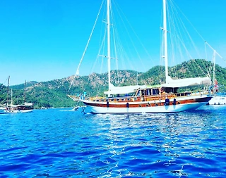 Bodrum'da Mavi Yolculuk Esnasında, Ev Konforunda Rahatlık Sunan Gulet - 1