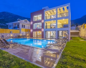 Fethiye Ölüdeniz'de Görkemli, 10 Kişilik, Özel Havuzlu, Lüks Villa - 2