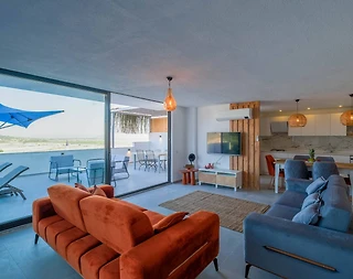 Kaş Yeşilköy'de Sakin Konumda, Isıtmalı Havuzlu, Jakuzili, Lüks Villa - 5