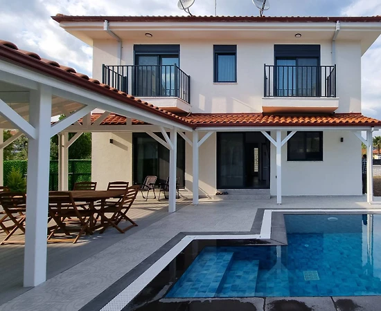 Ortaca Dalyan'da Merkezi Konumda, Özel Havuzlu, Dubleks Villa - 1