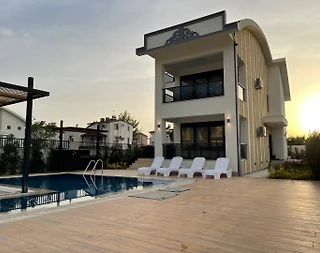 Serik Kadriye'de Kalabalık Ailelere Uygun, Özel Havuzlu, Estetik Villa - 2