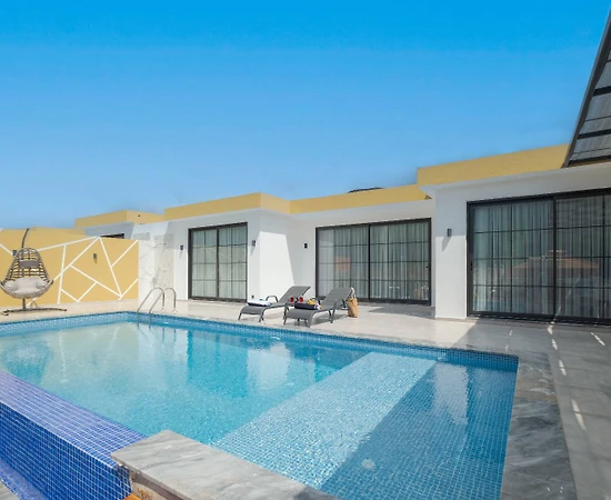 Kalkan Sarıbelen'de Eşsiz Doğa Manzaralı, Özel Havuzlu, Kiralık Villa - 1