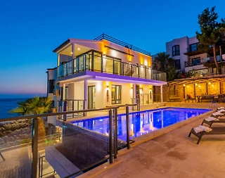 Kaş Gökçeören'de Büyüleyici Deniz Manzaralı, Özel Havuzlu, Lüks Villa - 1