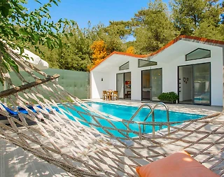 Kaş İslamlar'da Doğa İçerisinde, Özel Havuzlu, Romantik Villa - 1