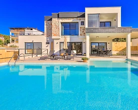 Kaş Pınarbaşı'nda Enfes Doğada, Özel Havuzlu, Saunalı, Lüks Villa - 2