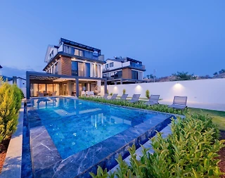 Fethiye Çiftlik'te Doğayla İç İçe, Açık ve Kapalı Havuzlu, Kiralık Villa - 1