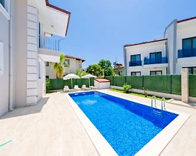 Muğla Dalyan'da Geniş Bahçeli, Özel Havuzlu, Kiralık Villa - 3