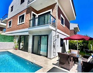 Muğla Fethiye'de Kalabalık Ailelere Uygun, Özel Havuzlu, İkiz Villa - 1