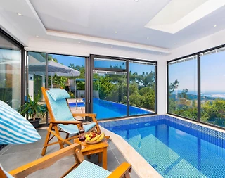 Kaş Üzümlü'de Doğa Manzaralı, Isıtmalı Havuzlu, Jakuzili Villa - 5