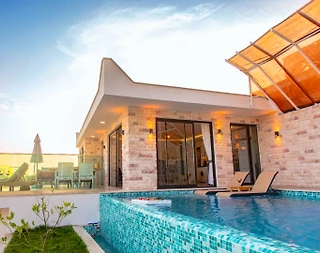 Kaş İslamlar'da Deniz Manzaralı, Özel Havuzlu, Jakuzili Villa - 1