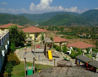 Alanya'da Ücretsiz Plaj ve Aquaparka Sahip, Havuzlu, Konforlu Suit - 3