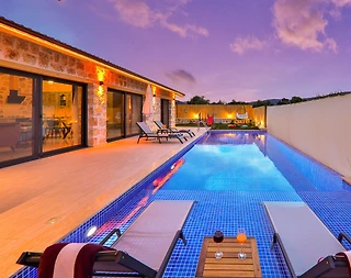 Kaş Sarıbelen'de Huzurlu Doğada, Özel Havuzlu, Jakuzili Villa - 2