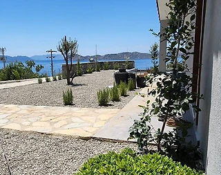 Marmaris'te Deniz Manzarasına Sahip, Sonsuzluk Havuzlu, Kiralık Villa - 3