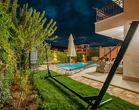 Kaş Andifli'de Özel Havuzlu, Jakuzili, 4 Kişi Kapasiteli Kiralık Villa - 3