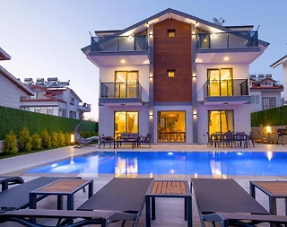 Fethiye'de Ferah Bahçeli, Özel Havuzlu, Jakuzili Villa - 1