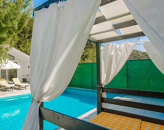 Kaş İslamlar'da Doğa'nın İçerisinde, Özel Havuzlu, Balayı Villası  - 4