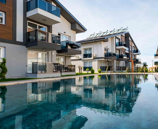 Fethiye'de Çalış Plajına Yakın, Ortak Havuzlu Site İçinde Dubleks Ev - 1