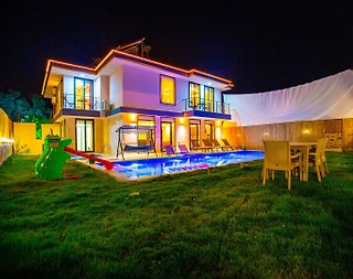 Kaş Patara'da Şehir Merkezine Yakın, Özel Havuzlu, Lüks Villa - 1