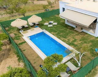 Muğla Bodrum'da Denize Yakın, Geniş Bahçeli, Lüks Kiralık Villa - 3