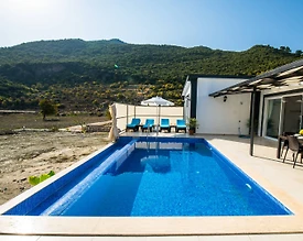 Kaş Sarıbelen'de Doğa İçerisinde, Özel Havuzlu, Şık Villa - 3