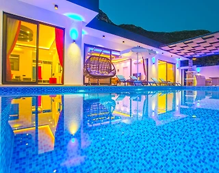 Kalkan Akbel'de Eşsiz Deniz Manzaralı, Sonsuzluk Havuzlu, Kiralık Villa - 1