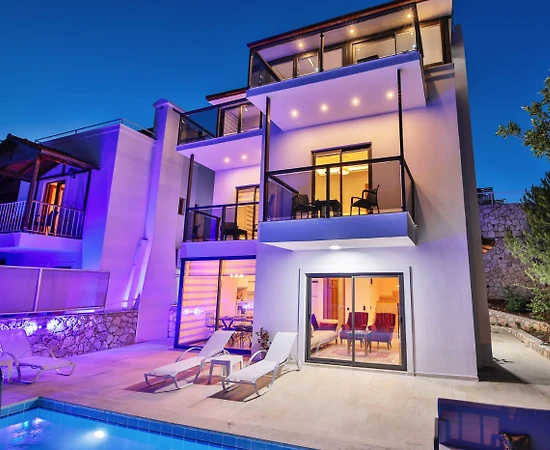 Kaş Kalkan'da Denize ve Merkeze Yakın, Özel Havuzlu, Kiralık Villa - 1