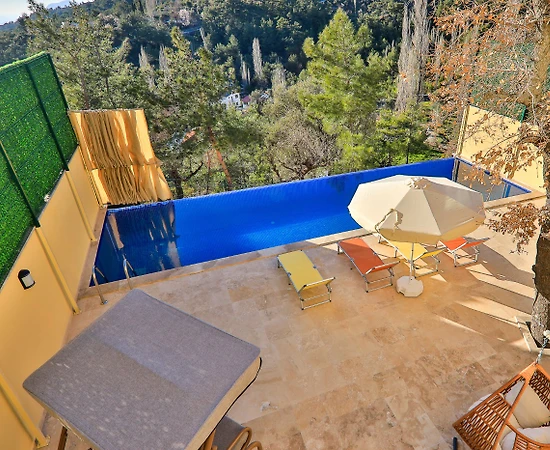 Kaş İslamlar'da Muhteşem Doğada, Özel Havuzlu, Kiralık Villa - 1