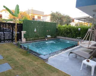 Kuşadası Soğucak'ta Masajlı Havuzlu, Akıllı Ev Sistemine Uygun Villa - 3