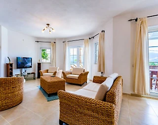 Kaş Kalkan'da Enfes Deniz Manzaralı, 8 Kişilik, Konforlu Villa - 5