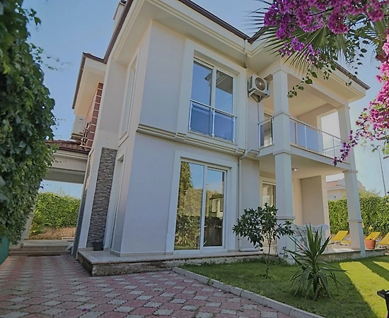 Fethiye Foça'da Plaja Yakın Konumda, Özel Havuzlu, 6 Kişilik Villa - 1