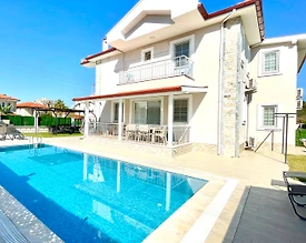 Ortacada Dalyan'da Merkezi Konumda, Özel Havuzlu, Modern Villa - 3