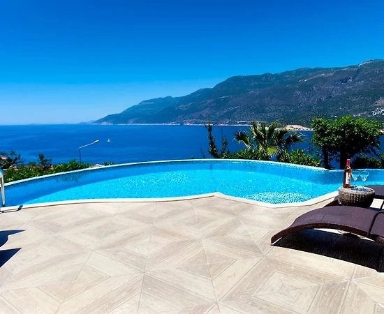 Kaş Andifli'de Deniz Manzaralı, Özel Havuzlu, 6 Kişilik Kiralık Villa - 1