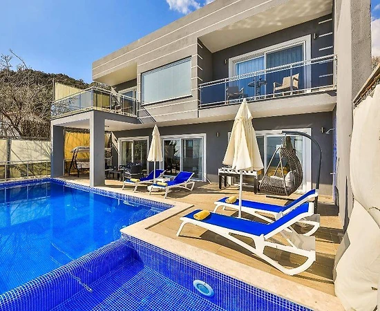Kaş İslamlar'da Eşsiz Deniz Manzaralı, Özel Yüzme Havuzlu, Kiralık Villa - 1