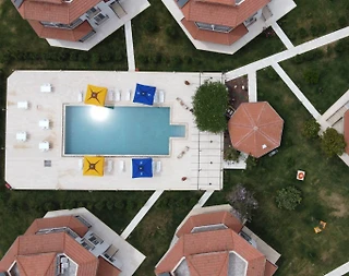 Muğla Köyceğiz'de Tesis İçerisinde, Ortak Havuzlu, Kiralık Villa - 3