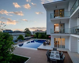 Fethiye'de Kalabalık Gruplara Uygun, Özel Havuzlu, Bahçeli Villa - 3