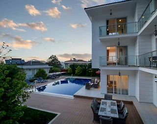 Fethiye'de Kalabalık Gruplara Uygun, Özel Havuzlu, Bahçeli Villa - 3