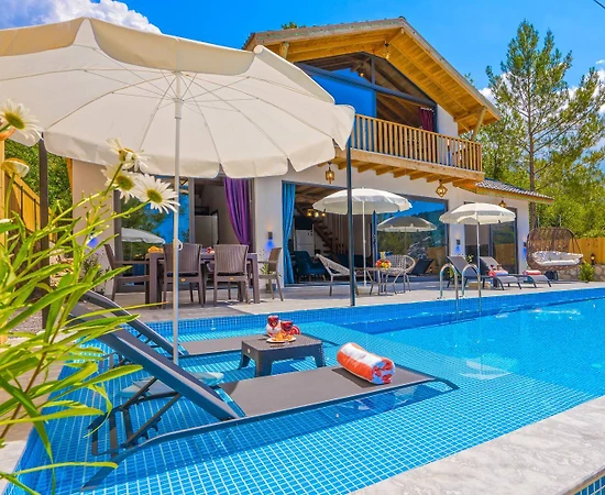 Kaş İslamlar'da Harika Doğa İçerisinde, Kapalı Havuzlu, Jakuzili Villa - 1
