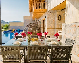 Kaş Bezirgan'da Harika Doğa Manzaralı, Özel Havuzlu, Konforlu Villa - 2