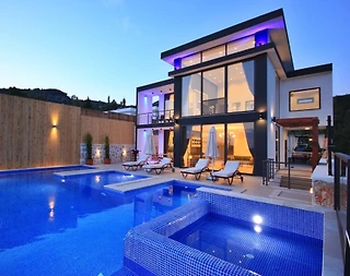 İslamlar'da Huzurlu Doğada, Yetişkin ve Çocuk Havuzlu, Modern Villa - 1