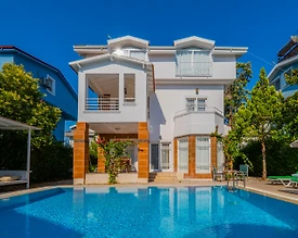 Fethiye Foça'da Doğa İle İç İçe, Özel Havuzlu, 5+1 Ferah Villa - 3