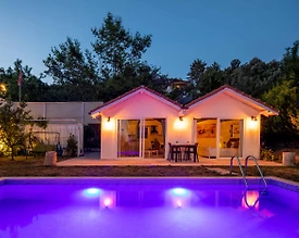 Kaş İslamlar’da Doğayla İç İçe, Özel Havuzlu, Lüks Balayı Villası - 2